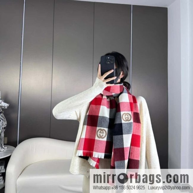 GUCCI GG logo plaid towel