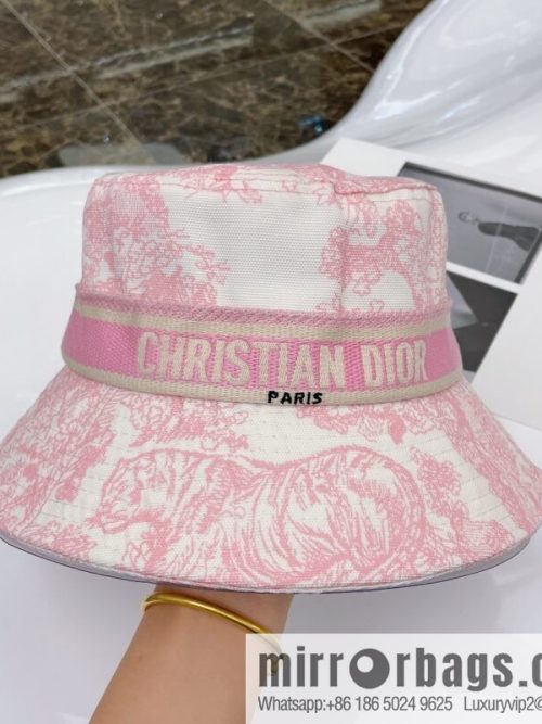 DIOR 2021 new counter synchronous printing bucket hat