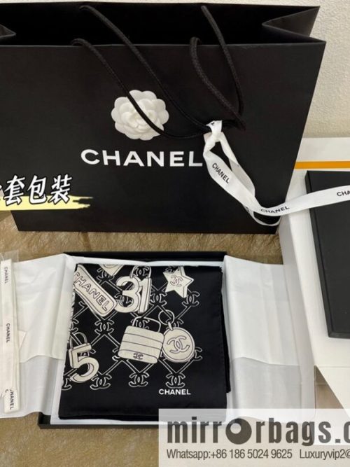 CHANEL Chanel spring and summer new 100% silk scarf