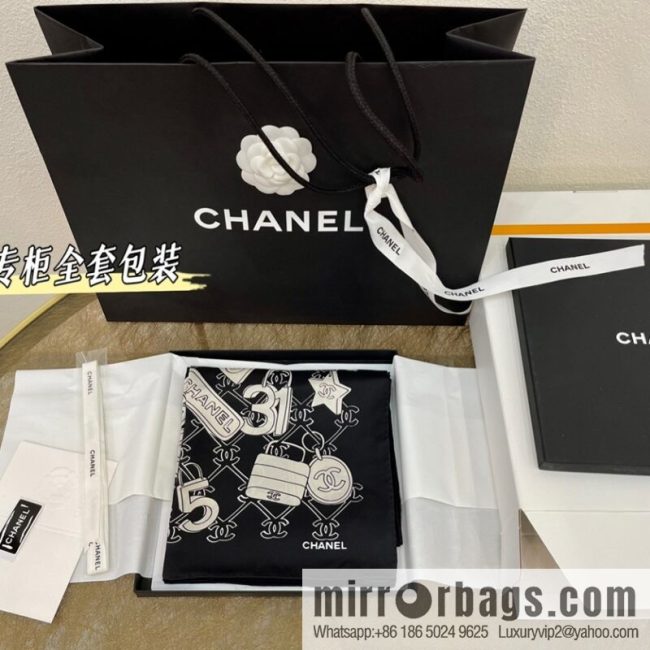 CHANEL Chanel spring and summer new 100% silk scarf