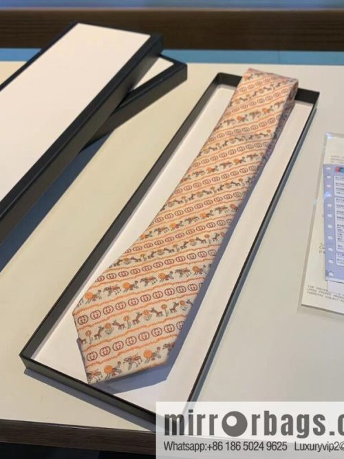 GUCCI Gucci 100% Top Jacquard Silk Tie
