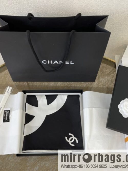 CHANEL Chanel classic black and white grid large C100% silk scarf