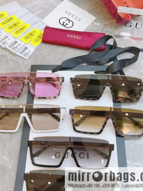GUCCI Gucci\'s new half-frame one-piece sunglasses