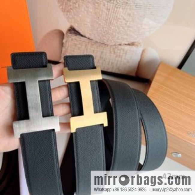 HERMES, Seiko crafted black cowhide belt with 42mm iconic elements