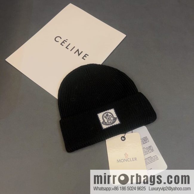 Moncler explosive personality LOGO knitted hat