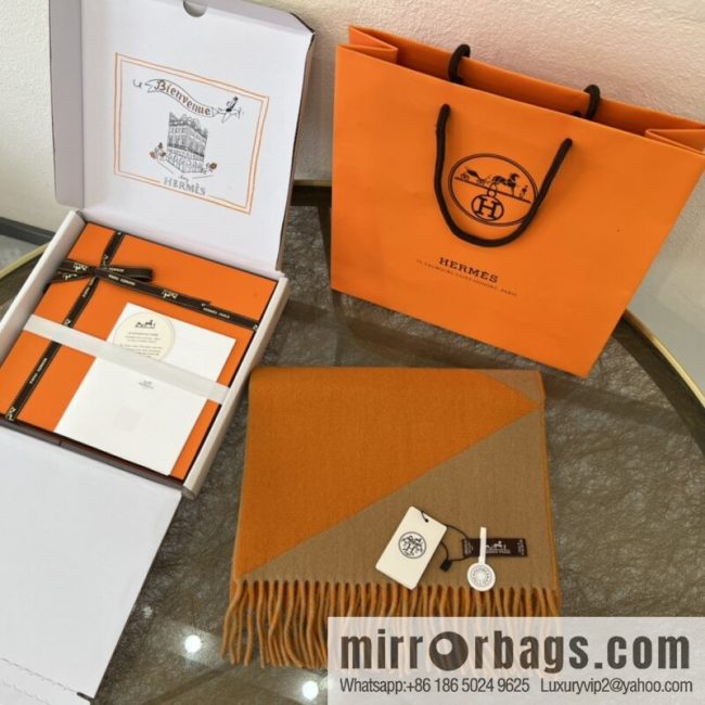 Hermes Unisex Double-Sided Cashmere Scarf