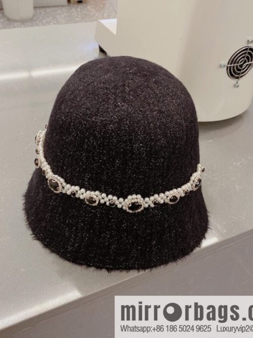 Miumiu 2022 autumn and winter new bucket hat