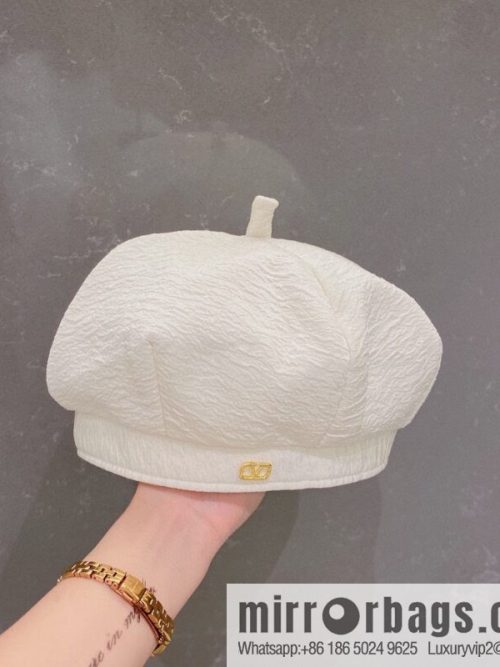 VAENTINO Valentino Fall 2022 New Beret