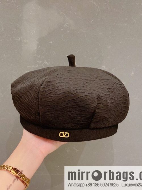 VAENTINO Valentino Fall 2022 New Beret