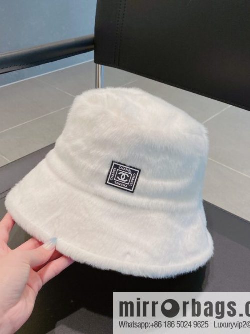 Chanel 2022 autumn and winter new rabbit fur bucket hat