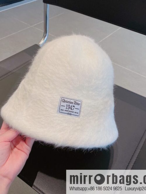 Dior 2022 autumn and winter new rabbit fur bucket hat