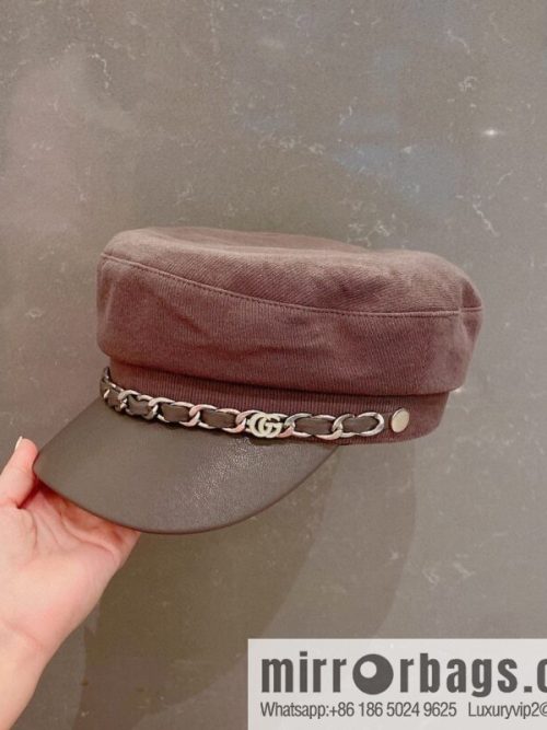 Gucci Gucci 2021 autumn new duck tongue military cap