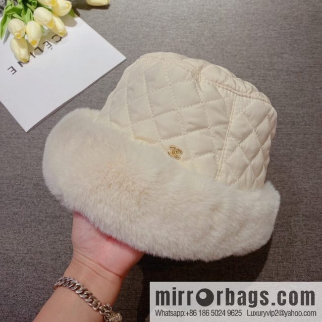 Chanel 2022 autumn and winter new rabbit fur rhombus bucket hat