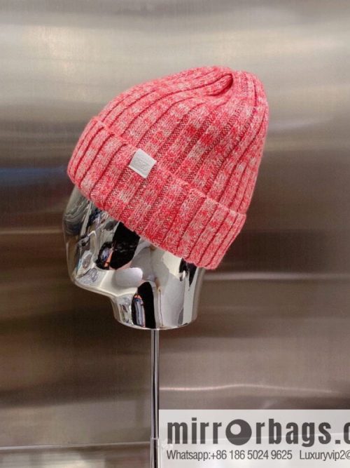 LOEWE Luo Yiwei 2022 autumn and winter new wool knitted wool hat