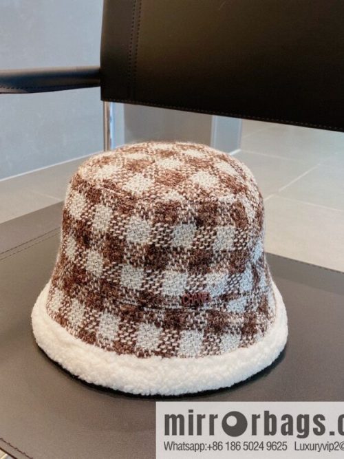 Chanel 2022 autumn and winter new lamb wool bucket hat