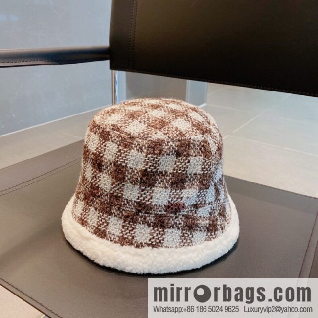 Chanel 2022 autumn and winter new lamb wool bucket hat