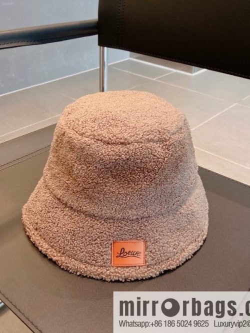 LOEWE 2022 autumn and winter new lamb wool bucket hat