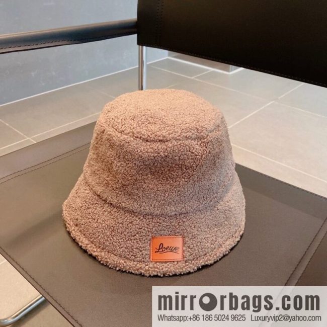LOEWE 2022 autumn and winter new lamb wool bucket hat