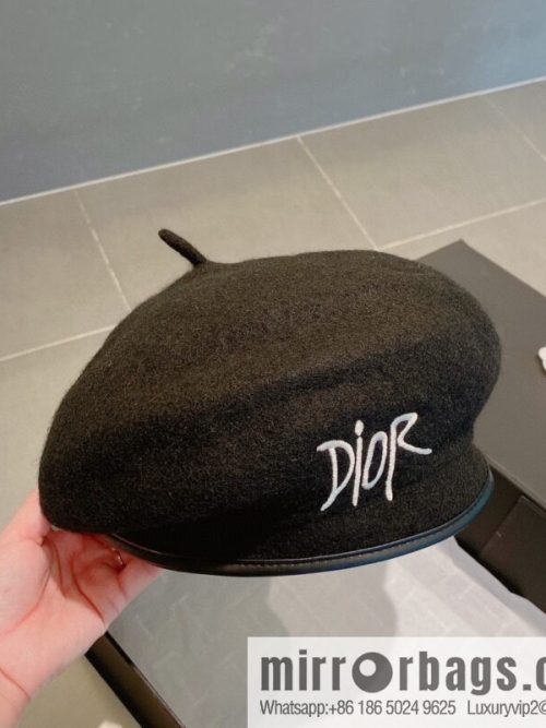 Dior wool beret