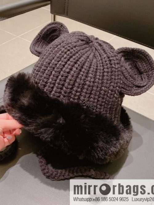 Chanel Chanel autumn and winter ear protector cold hat