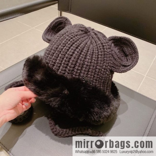 Chanel Chanel autumn and winter ear protector cold hat