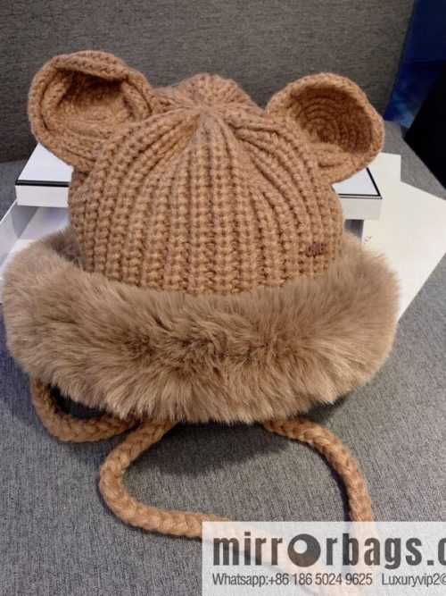 Chanel Chanel autumn and winter ear protector cold hat