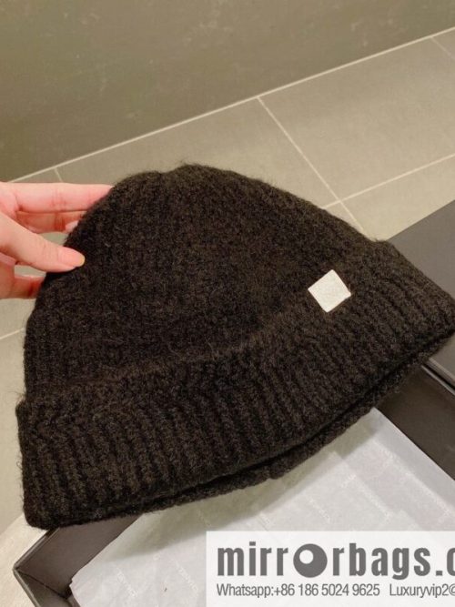 LOEWE Luo Yiwei 2022 autumn and winter new wool hat