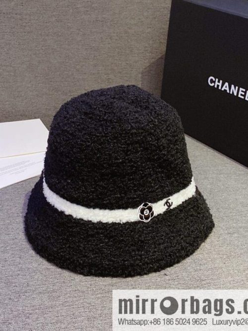 Chanel 2022 autumn and winter new lamb wool bucket hat