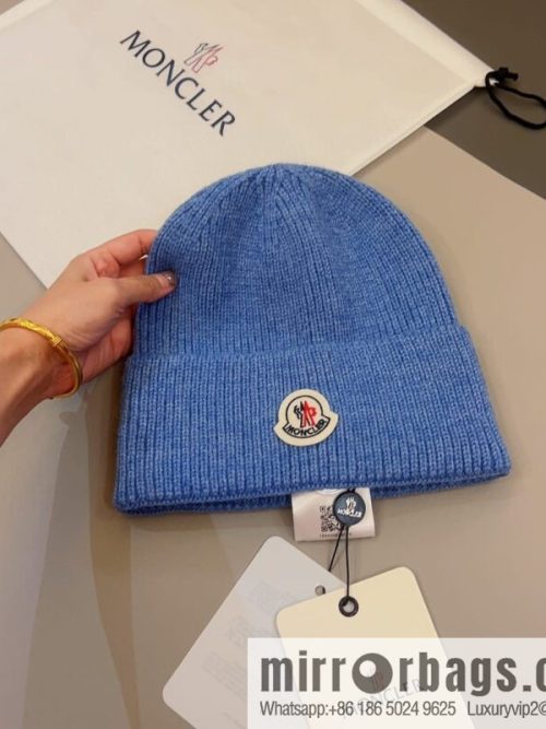 Moncler Color Unisex Knitted Hat
