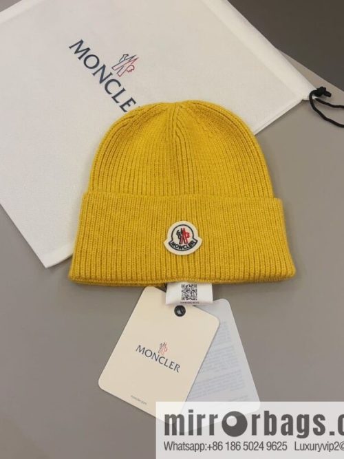 Moncler Color Unisex Knitted Hat