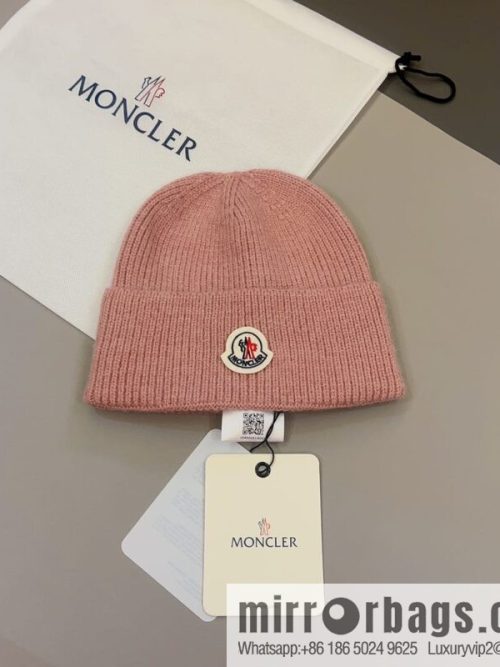 Moncler Color Unisex Knitted Hat
