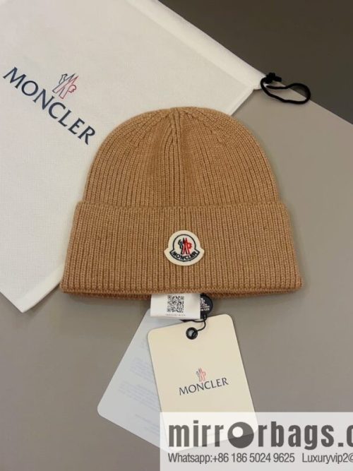 Moncler Color Unisex Knitted Hat
