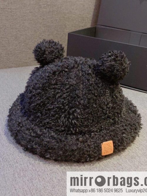 LOEWE 2022 autumn and winter new lamb wool bucket hat