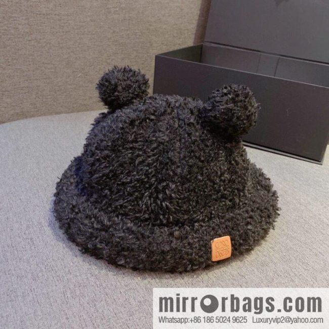 LOEWE 2022 autumn and winter new lamb wool bucket hat