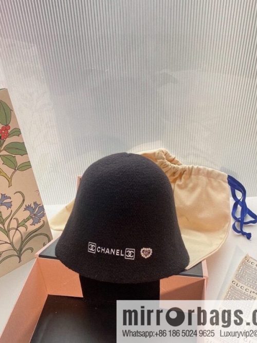 CHANEL Chanel 2022 autumn and winter new wool bucket hat