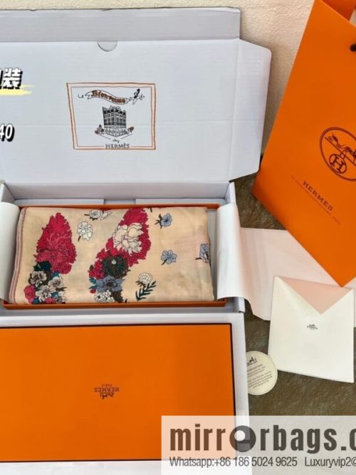 Hermes Hermes Classic Cashmere and Silk Blended Fabric Printed Large Square Towel