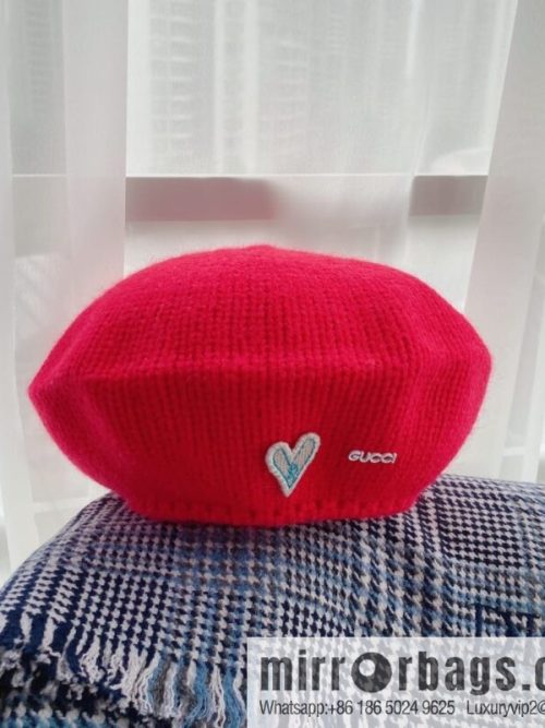 Gucci Gucci 22 years old new knitted beret