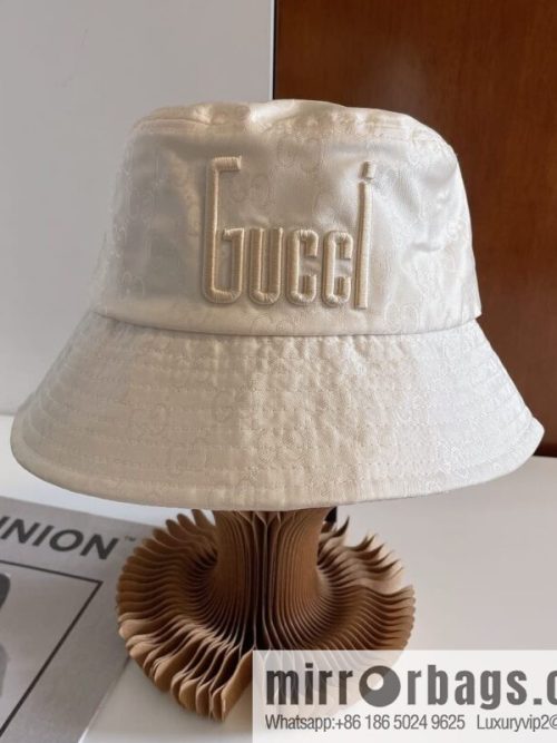 GUCCI Gucci new original bucket hat