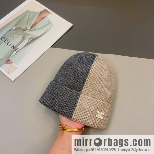 CELINE Arc de Triomphe logo knitted wool hat