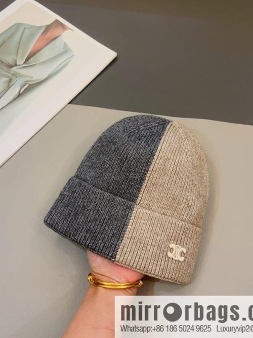 CELINE Arc de Triomphe logo knitted wool hat