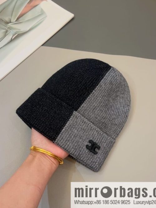 CELINE Arc de Triomphe logo knitted wool hat