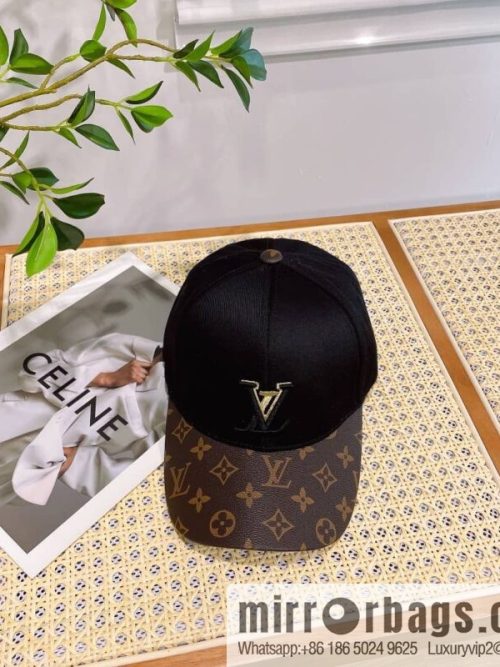 LV Louis Vuitton printed satin fabric new original baseball cap