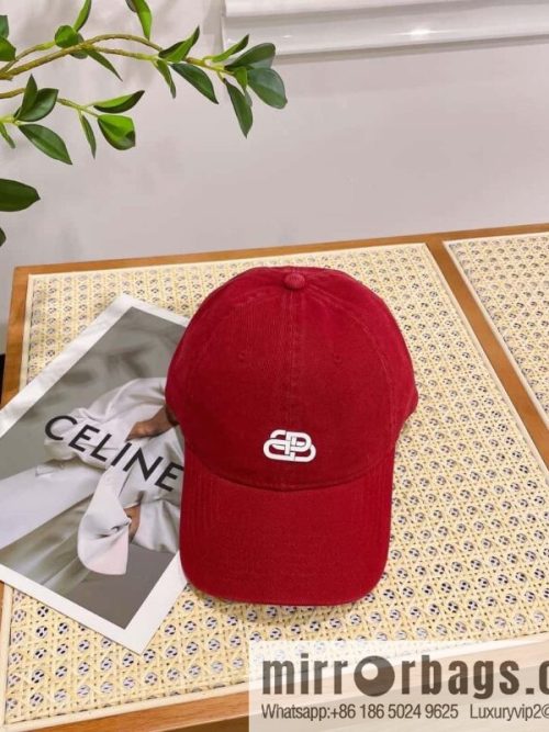 Balenciaga three-dimensional relief unisex baseball cap
