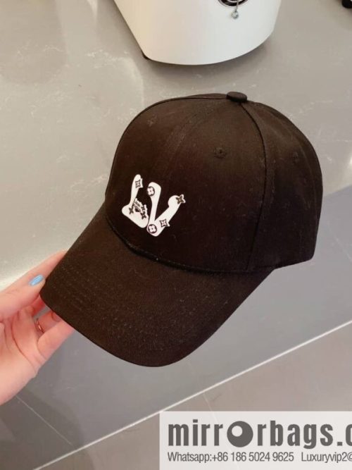 LV Louis Vuitton Unisex Baseball Cap