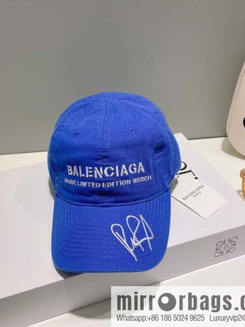 BALENCIAGA Balenciaga letter-embroidered baseball cap