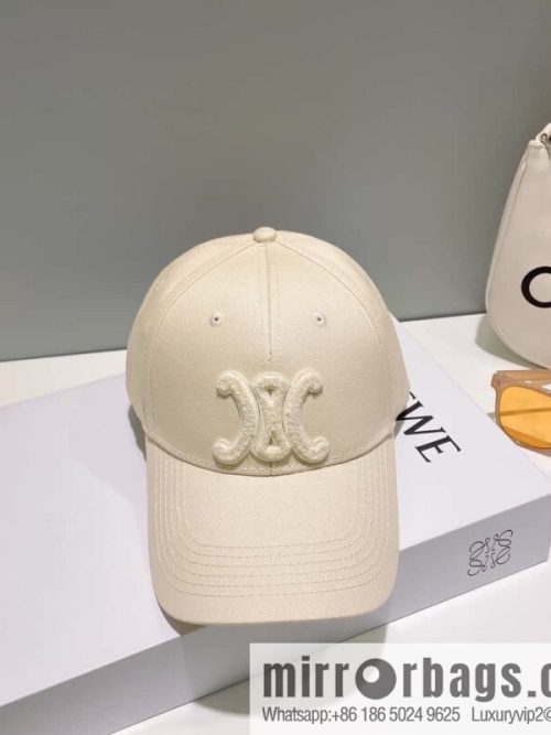 CELINE Spring and Summer 2023 New Simple Baseball Cap