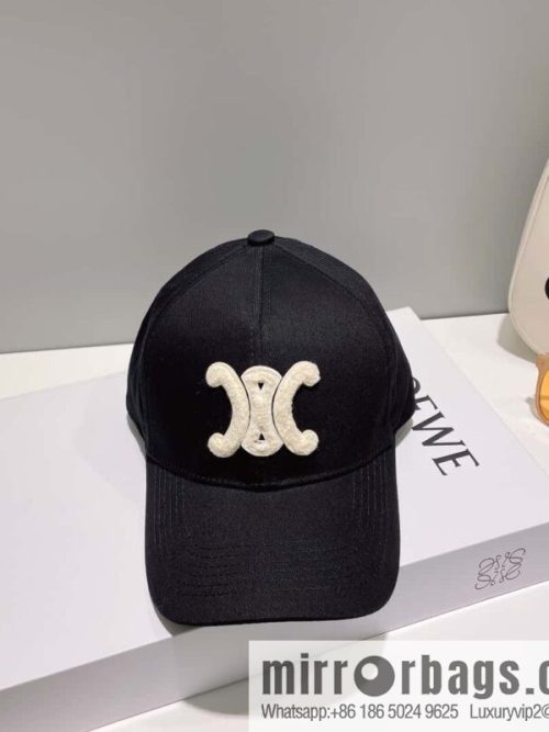 CELINE Spring and Summer 2023 New Simple Baseball Cap