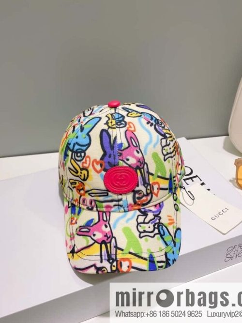 GUCCI Gucci\'s new unisex baseball cap