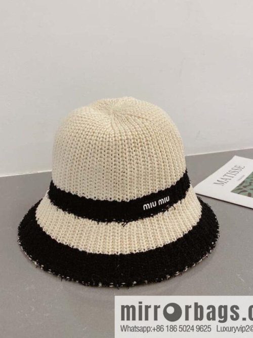 Miumiu Miu Miu spring and autumn 23-year-old knitted top hat