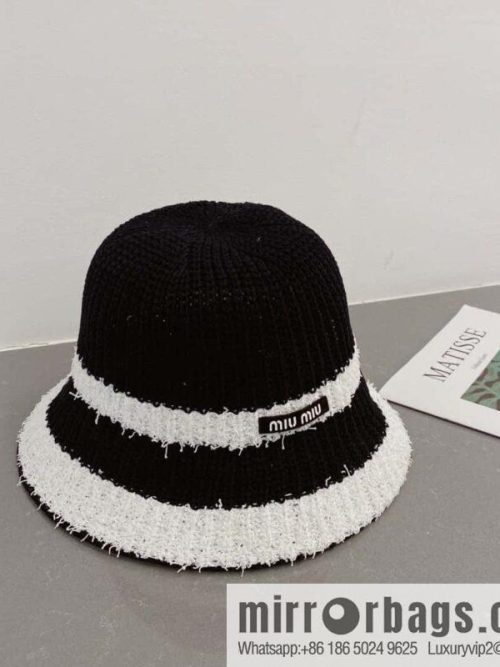 Miumiu Miu Miu spring and autumn 23-year-old knitted top hat